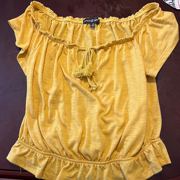 Ruched Crop Short Sleeve Tee - Picture 1 of 4